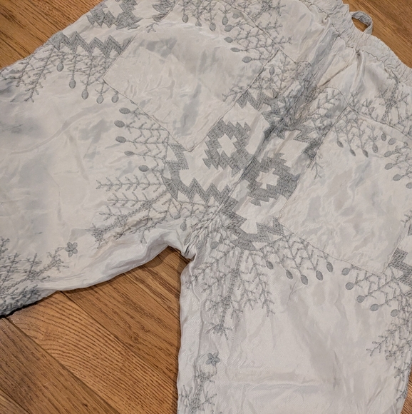Johnny Was Gray Embroidered Jogger Pants Cupra Rayon Small - Picture 7 of 16